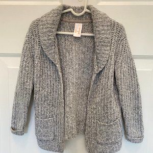 Cardigan with pockets